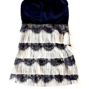 New Black and Beige scalloped layered strapless tunic dress size Small💖